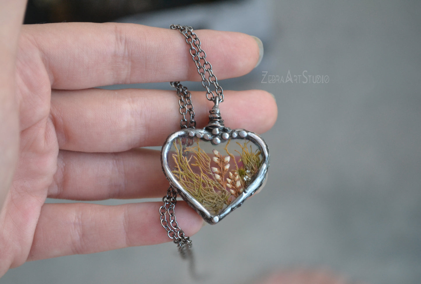 Real moss necklace, Dried Heather Flower Necklace