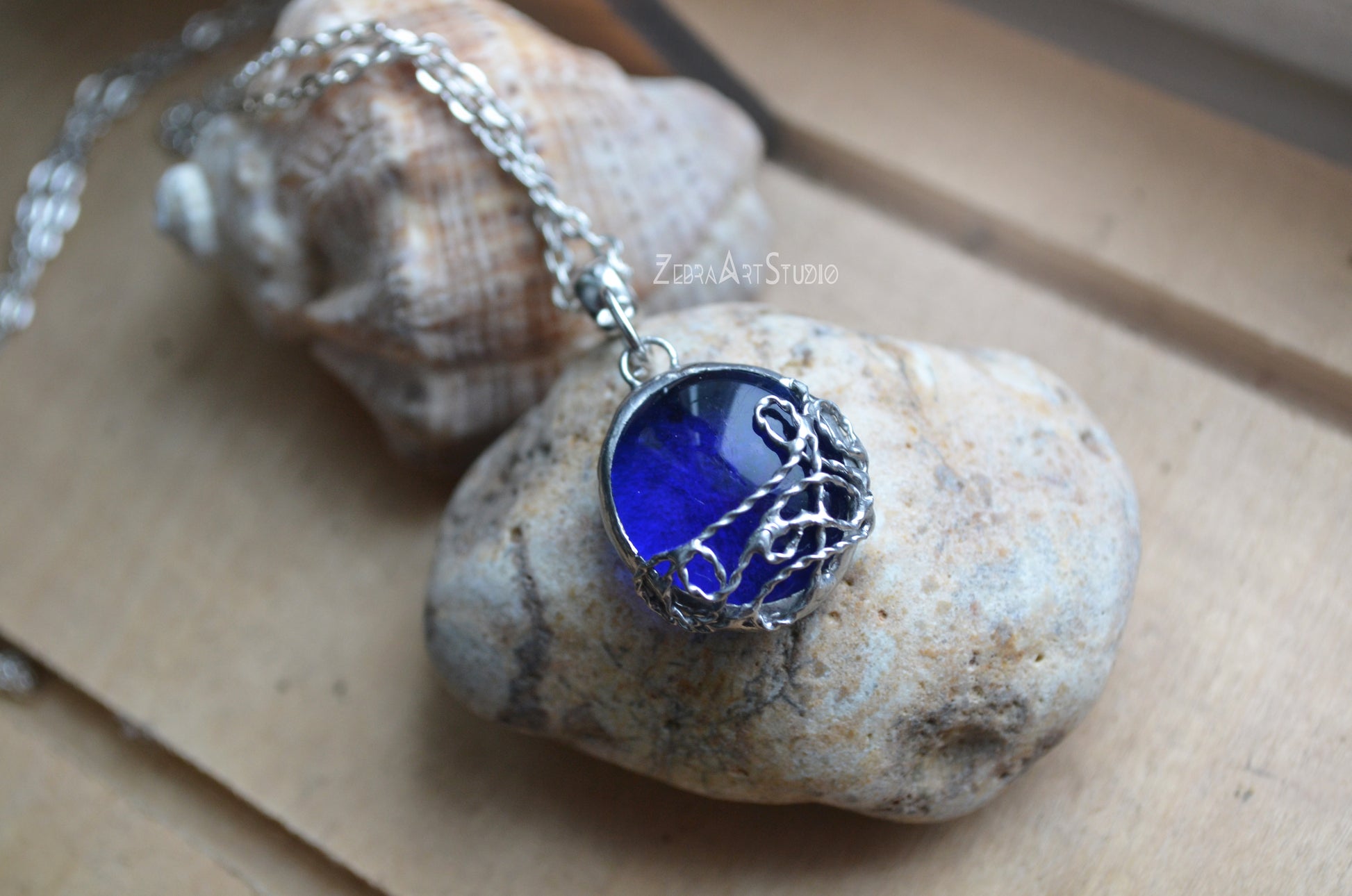 Blue glass jewelry set, Pendant and ring