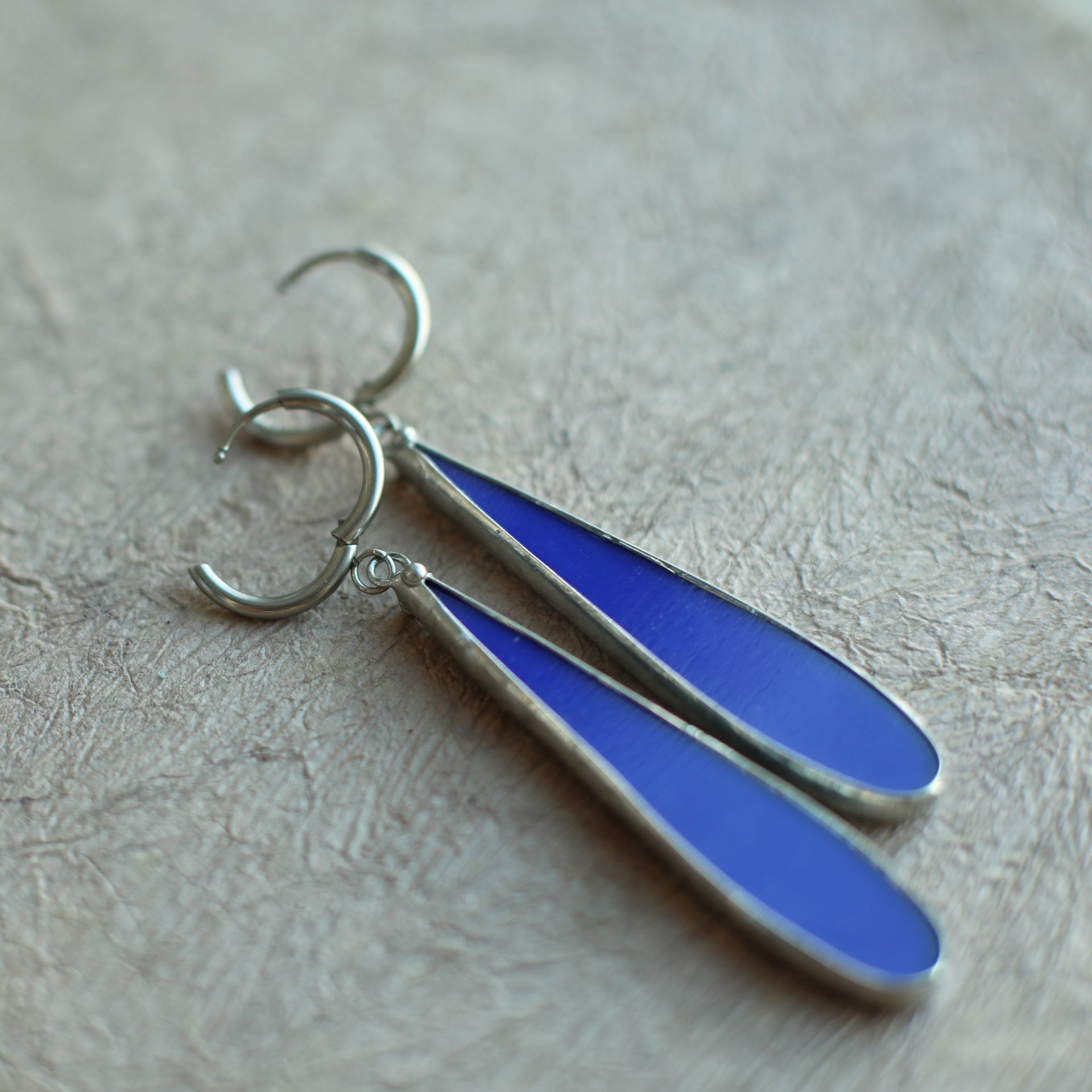 Royal blue teardrop glass earrings