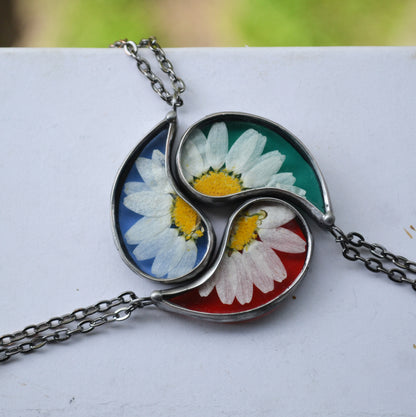 Friendship necklaces for 3, Daisy Trio pendants