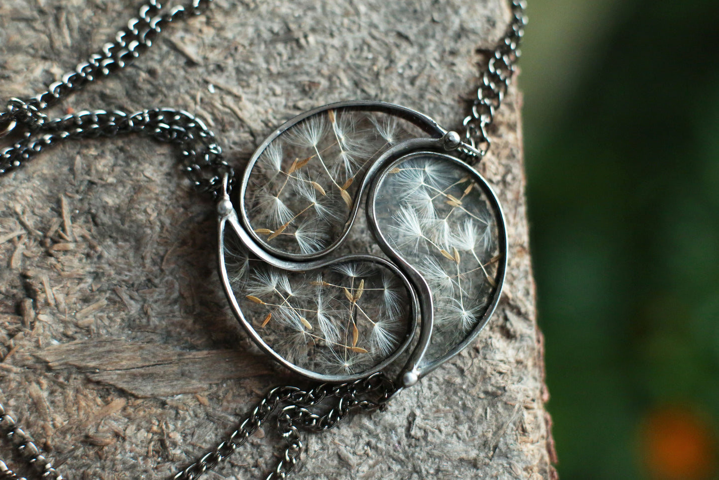Set of 3 best friend necklaces with dandelion seeds