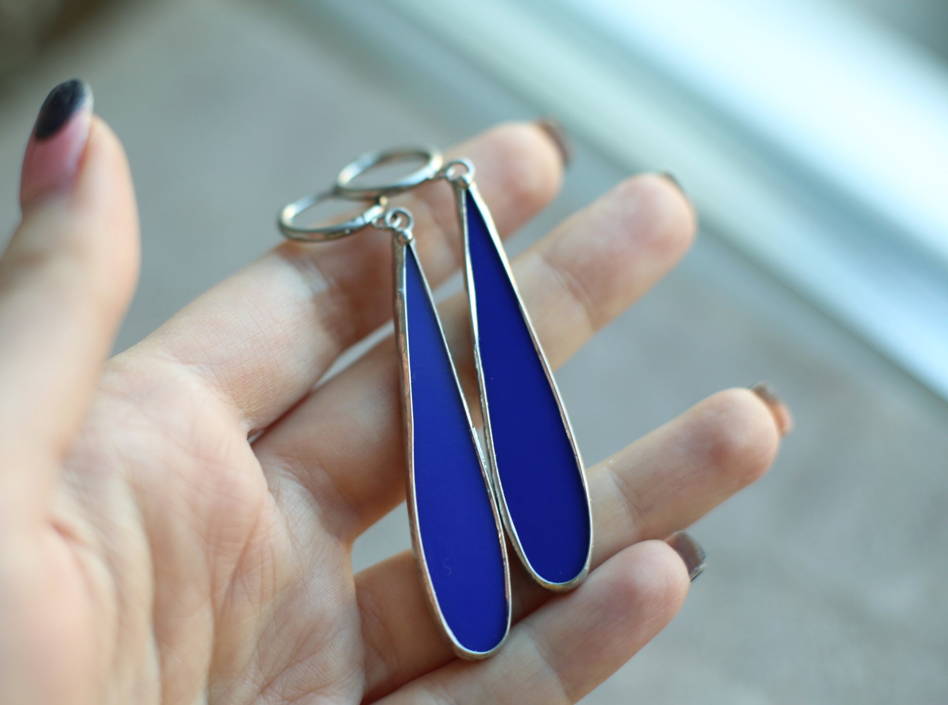 Royal blue teardrop glass earrings
