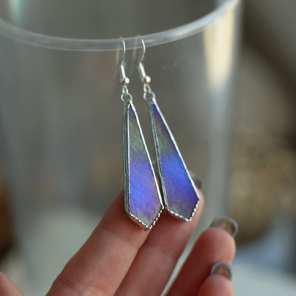 Ocean blue delicate earrings, Iridescent glass earrings