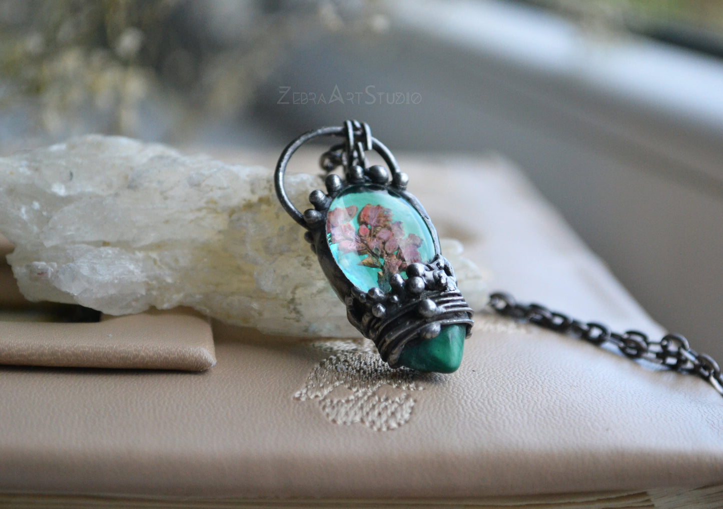 Flower choker necklace, Malachite choker necklace