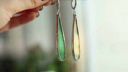 Emerald green teardrop glas earrings, Suncatcher earrings
