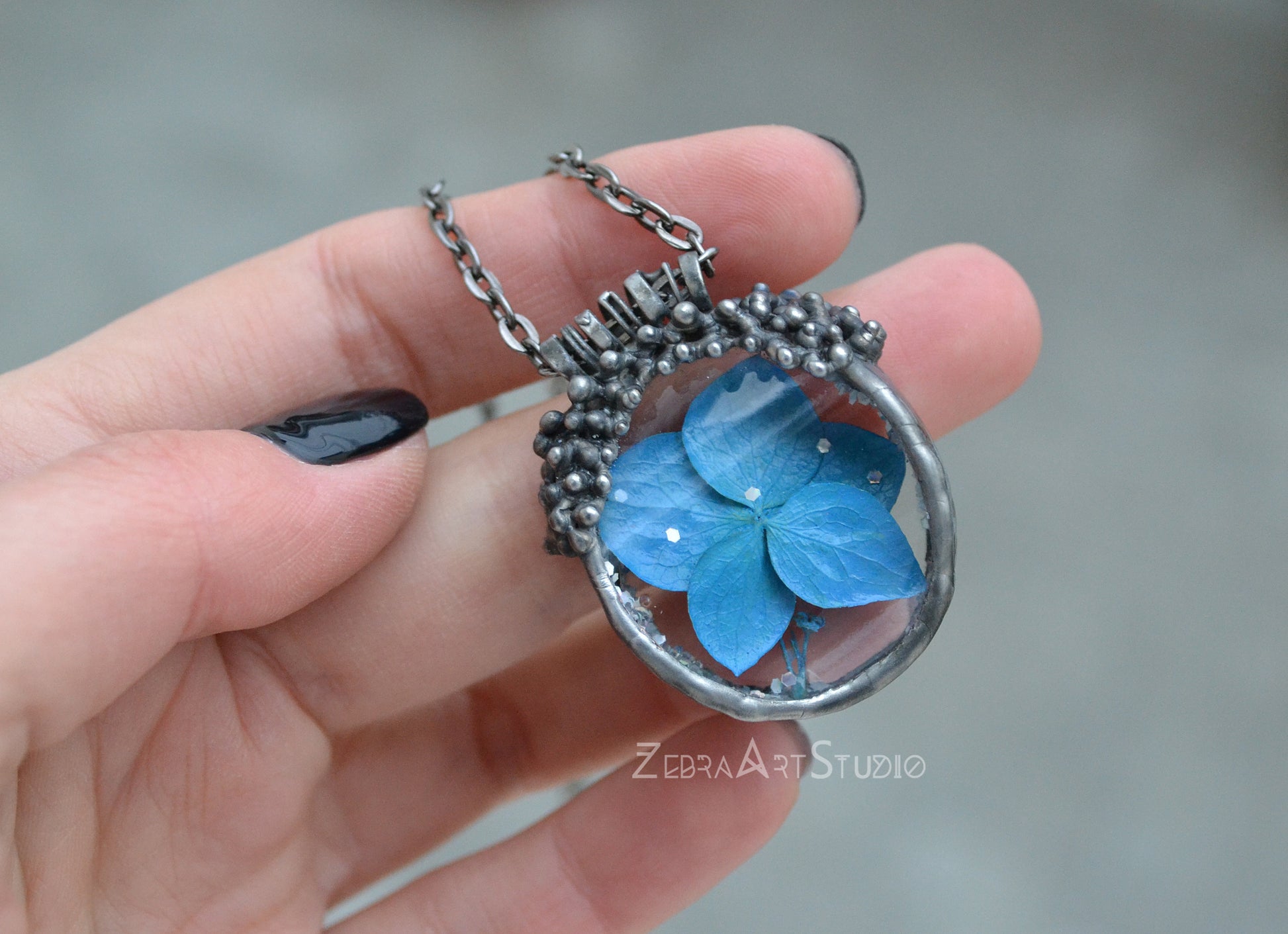 Real blue hydrangea flower necklace