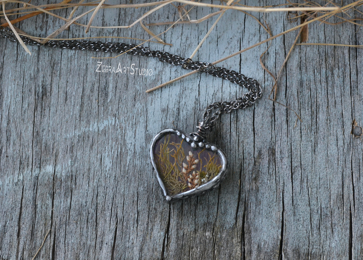 Real moss necklace, Dried Heather Flower Necklace