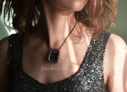 Black flower necklace