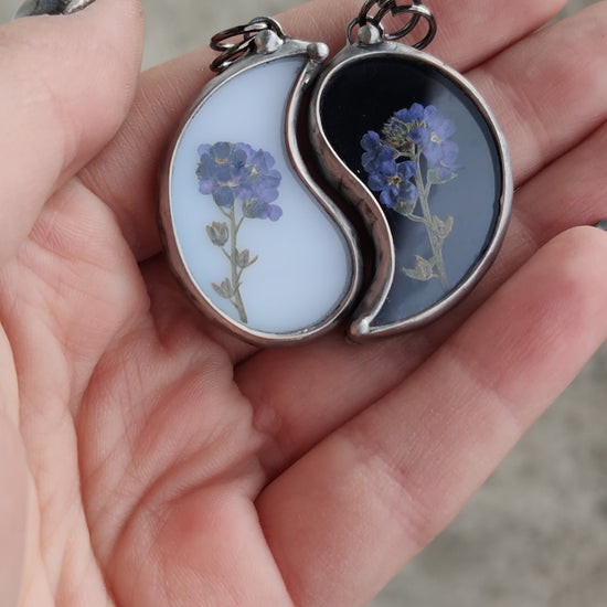 Best friend necklace, Forget me nots pendant